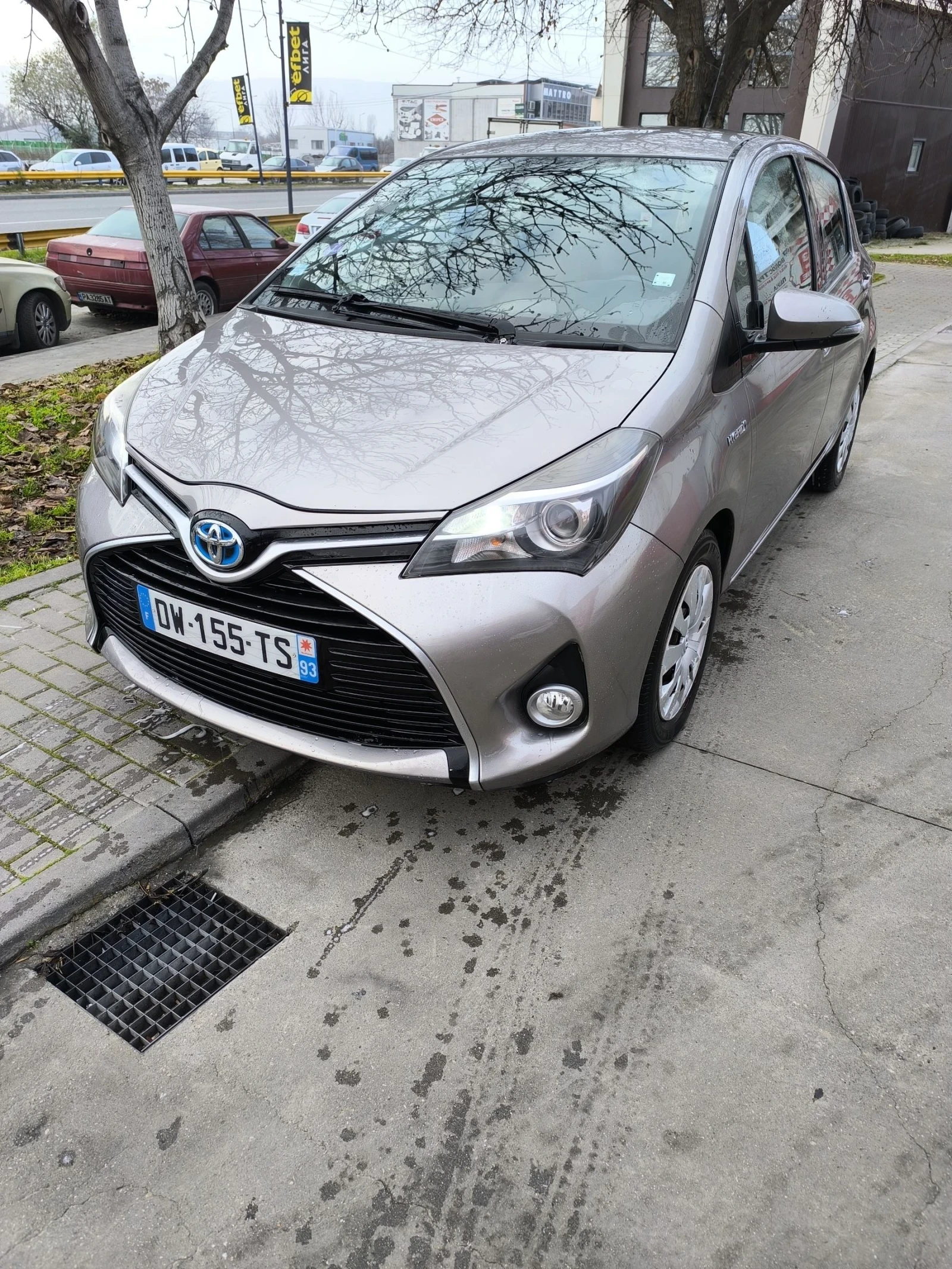 Toyota Yaris Hybrid , снимка 1