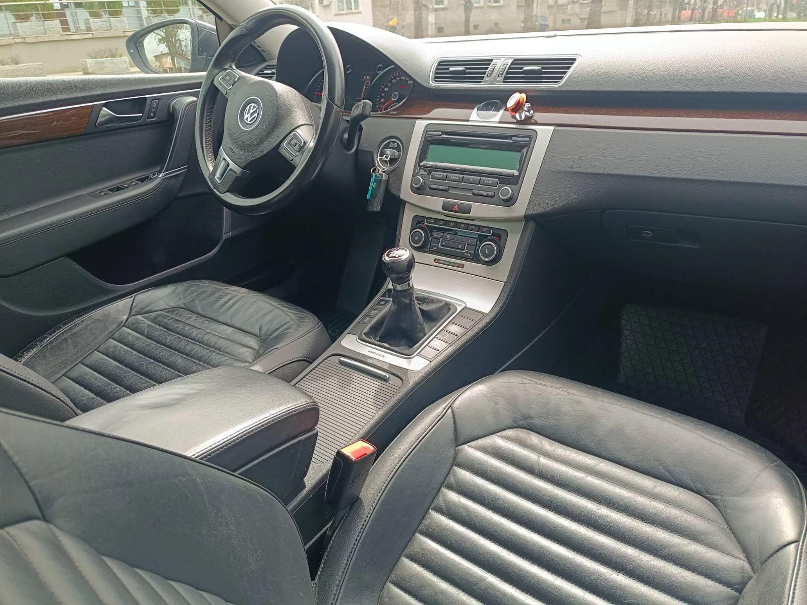 VW Passat 44 /4    /2011. | Mobile.bg   13