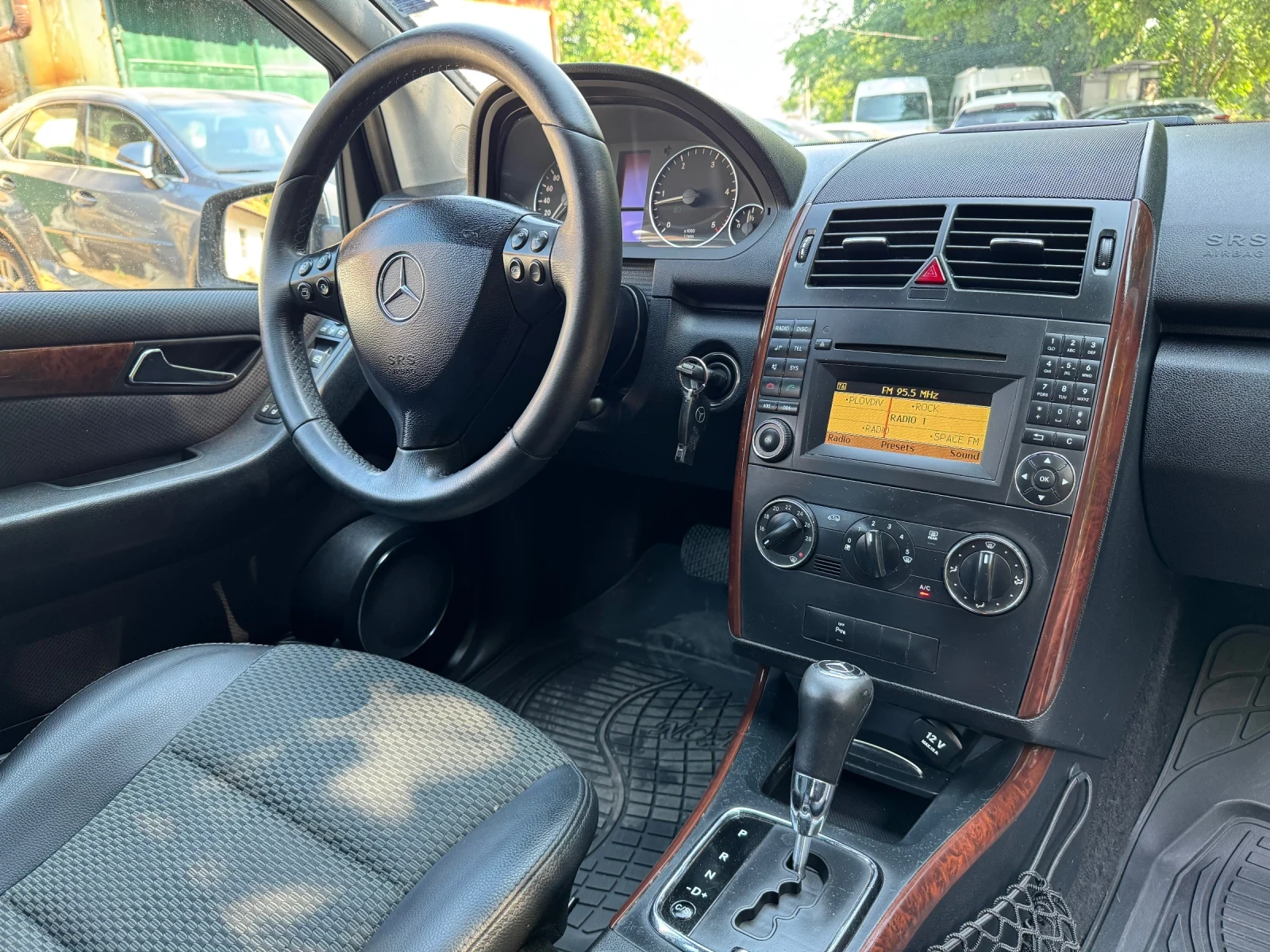 Mercedes-Benz A 180 Автомат.Кожа.Автопилот.Парктроник.Италия. | Mobile.bg — изображение 14