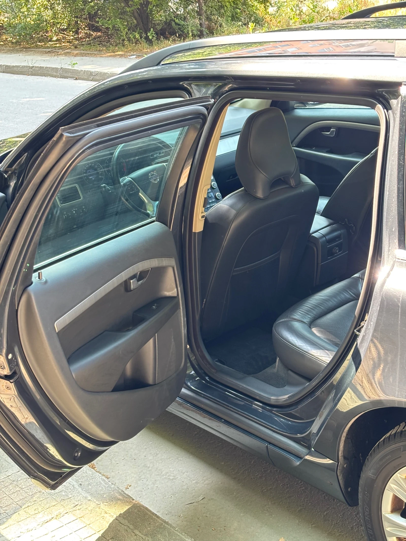 Volvo V70 2.0D - изображение 10