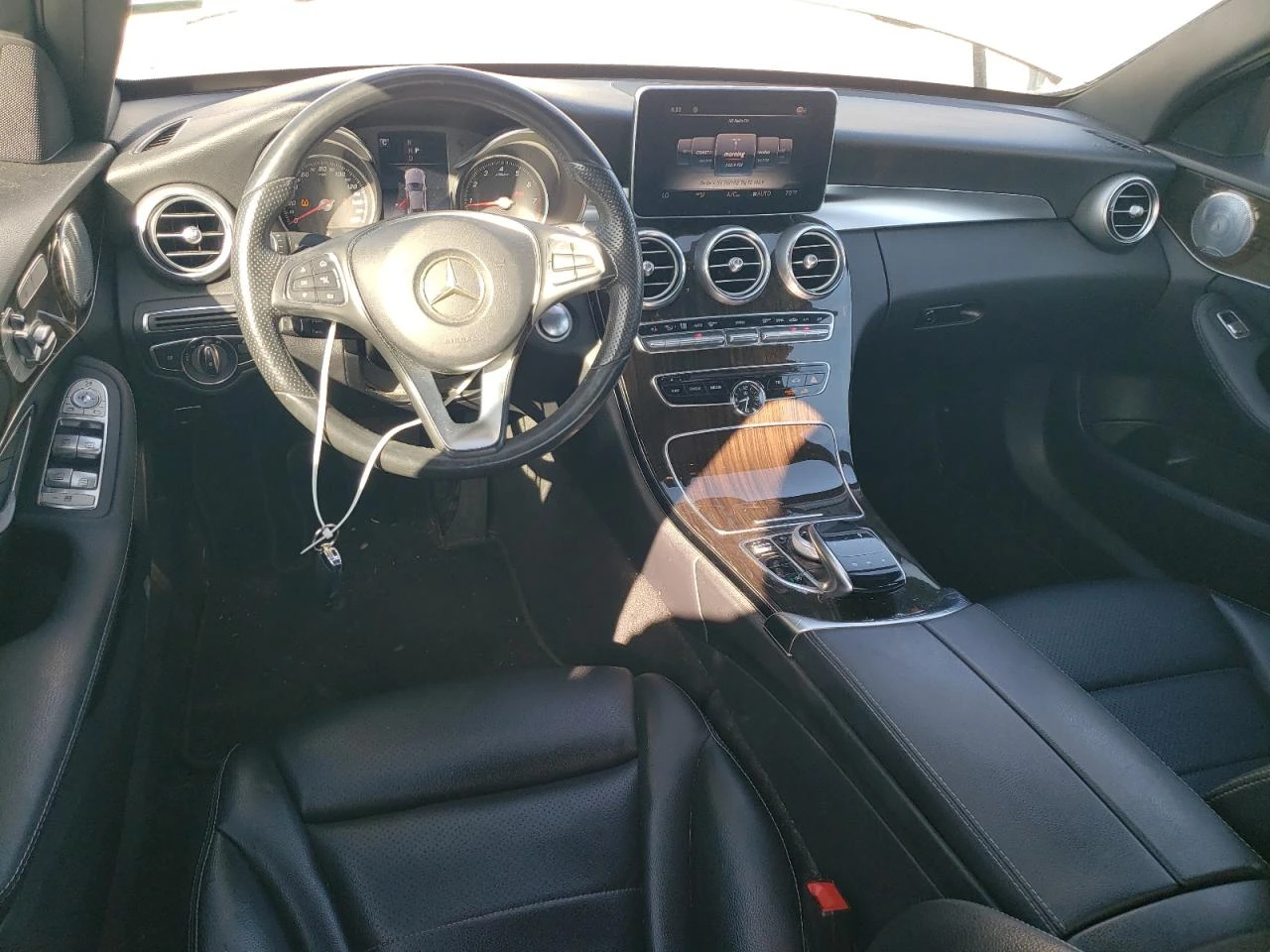 Mercedes-Benz C 300 4MATIC/BURMESTER/ПАНО/ - изображение 8