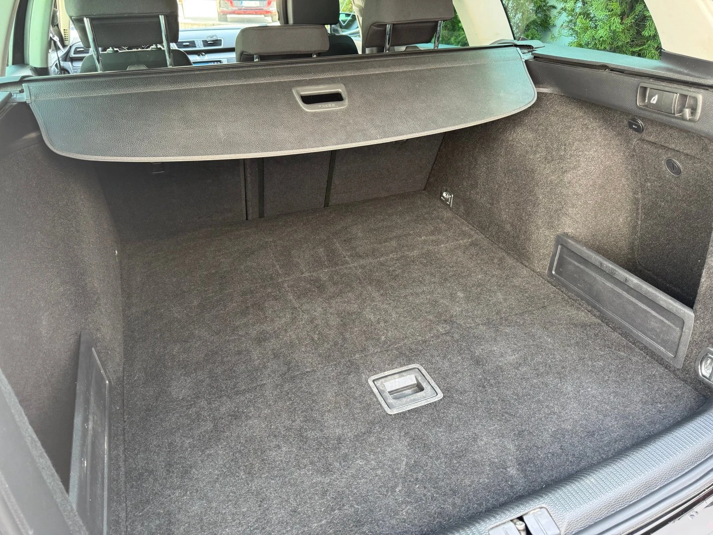 VW Passat Comfortline 2.0TDI BMT - изображение 10