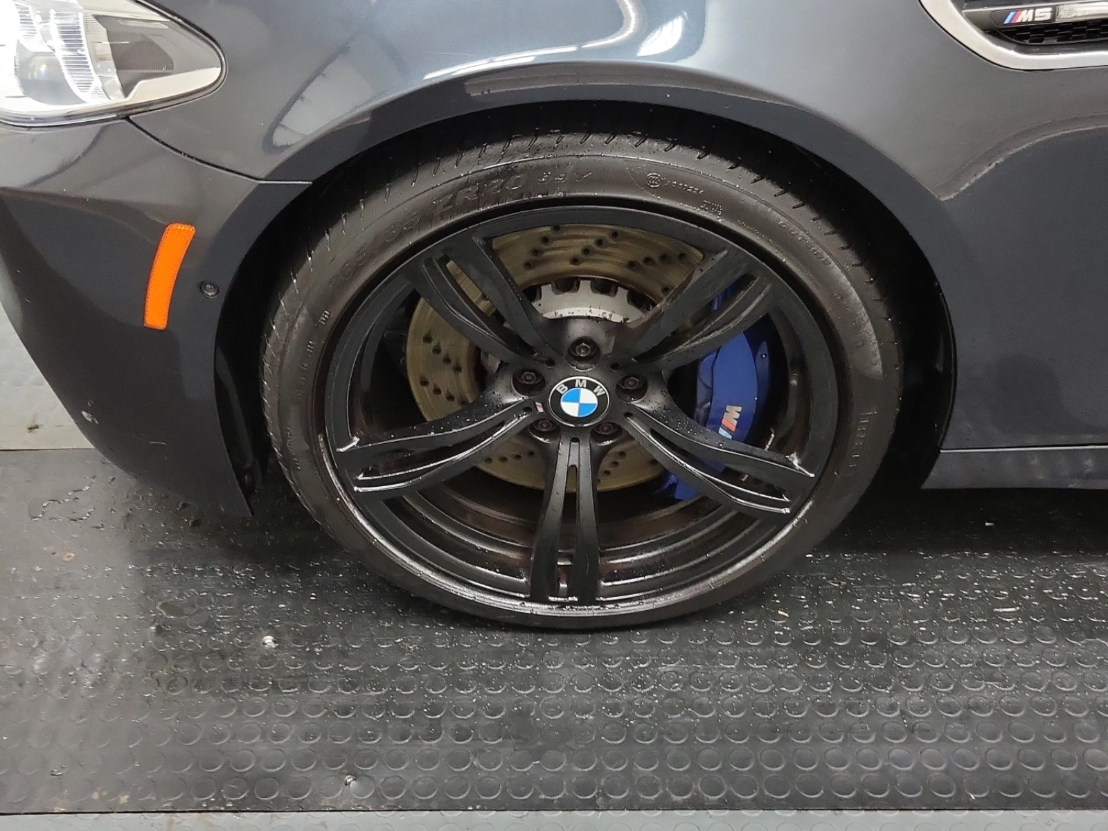 BMW M5 * CARFAX * АвтоКредит * Цена до България*  - изображение 8