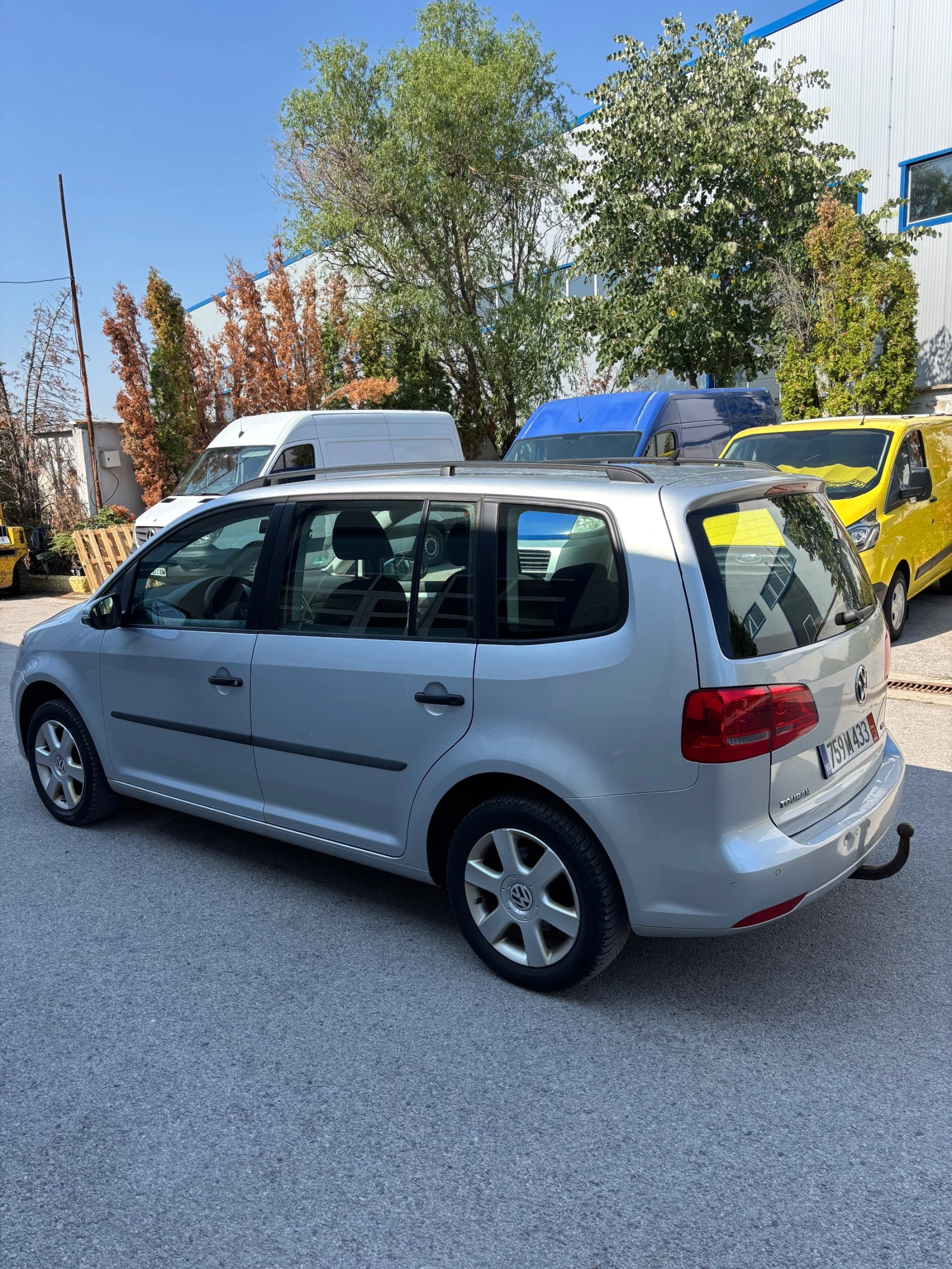 VW Touran 7-места - изображение 3