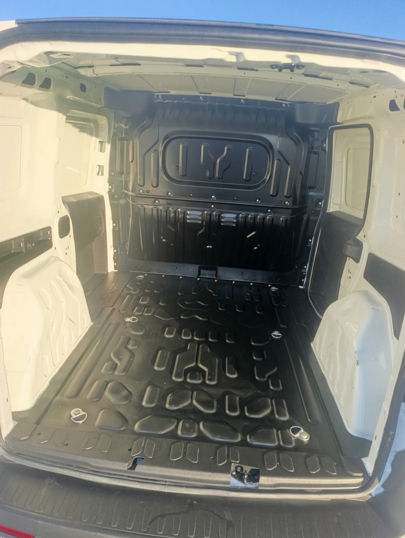 Fiat Doblo 1.6 D 101    6 . | Mobile.bg   16