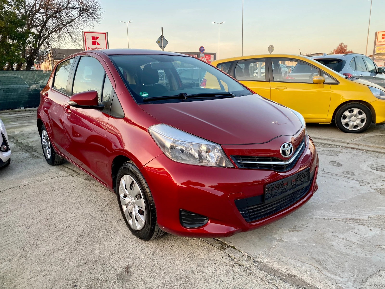 Toyota Yaris 1.3vvti-99kc.6ck. | Mobile.bg   2