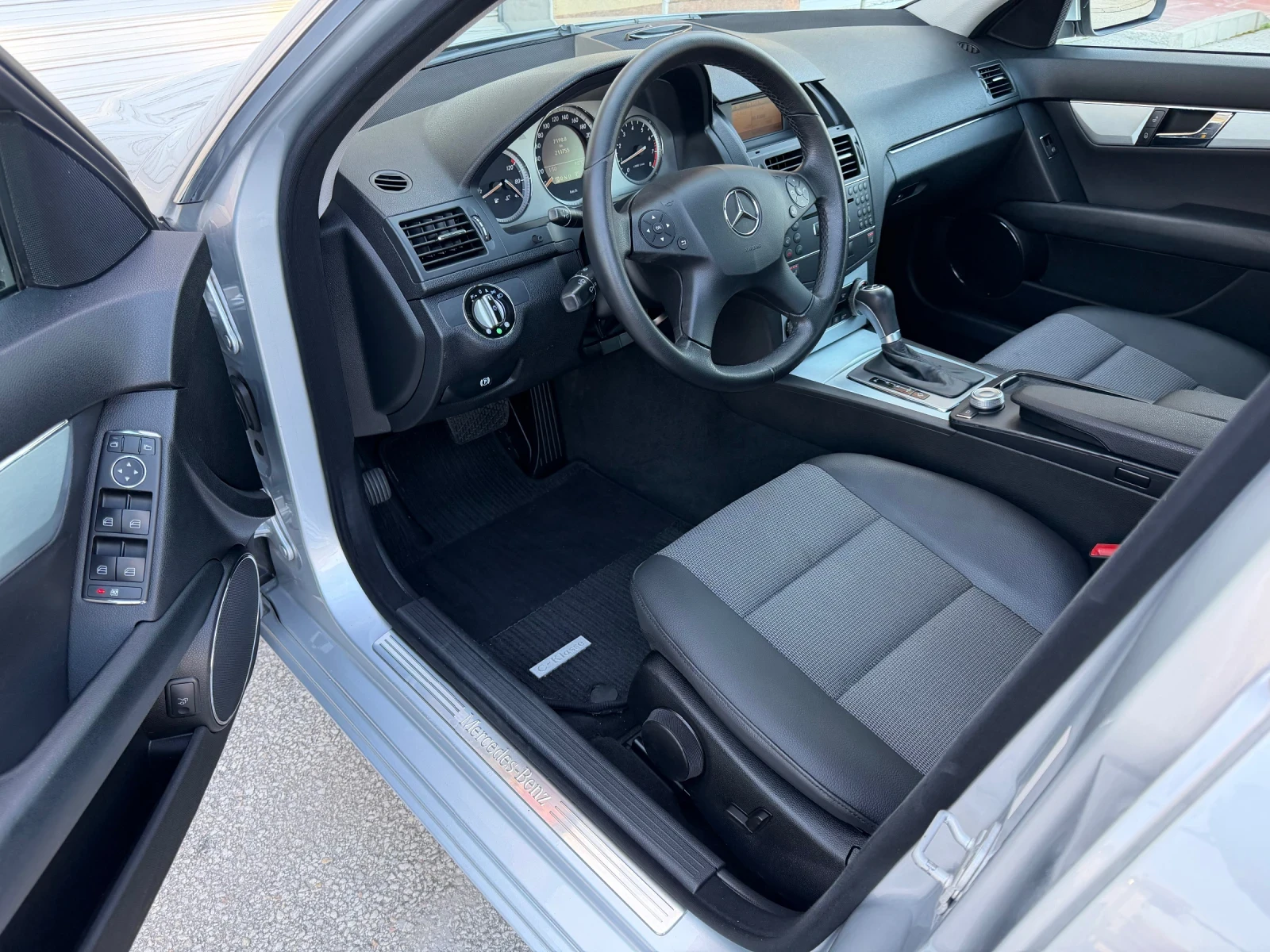 Mercedes-Benz C 180 156�.�. NAVI XENON �������� | Mobile.bg � ����������� 11