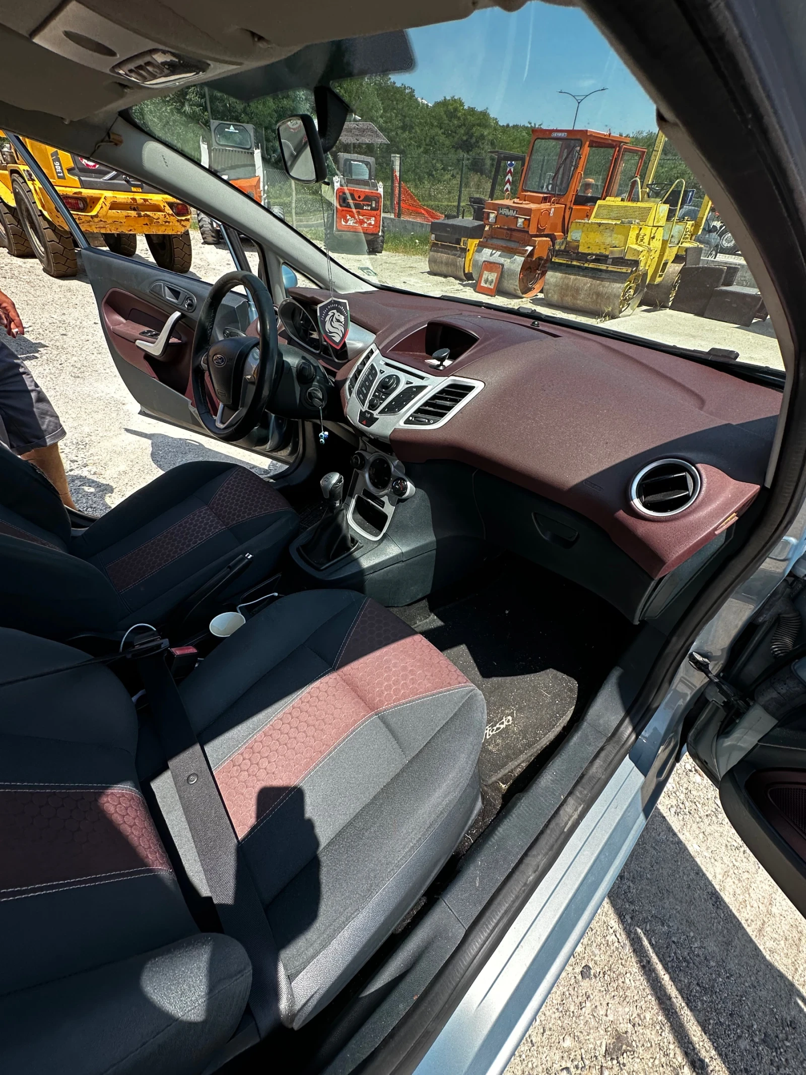 Ford Fiesta, снимка 12 - Автомобили и джипове - 53729679