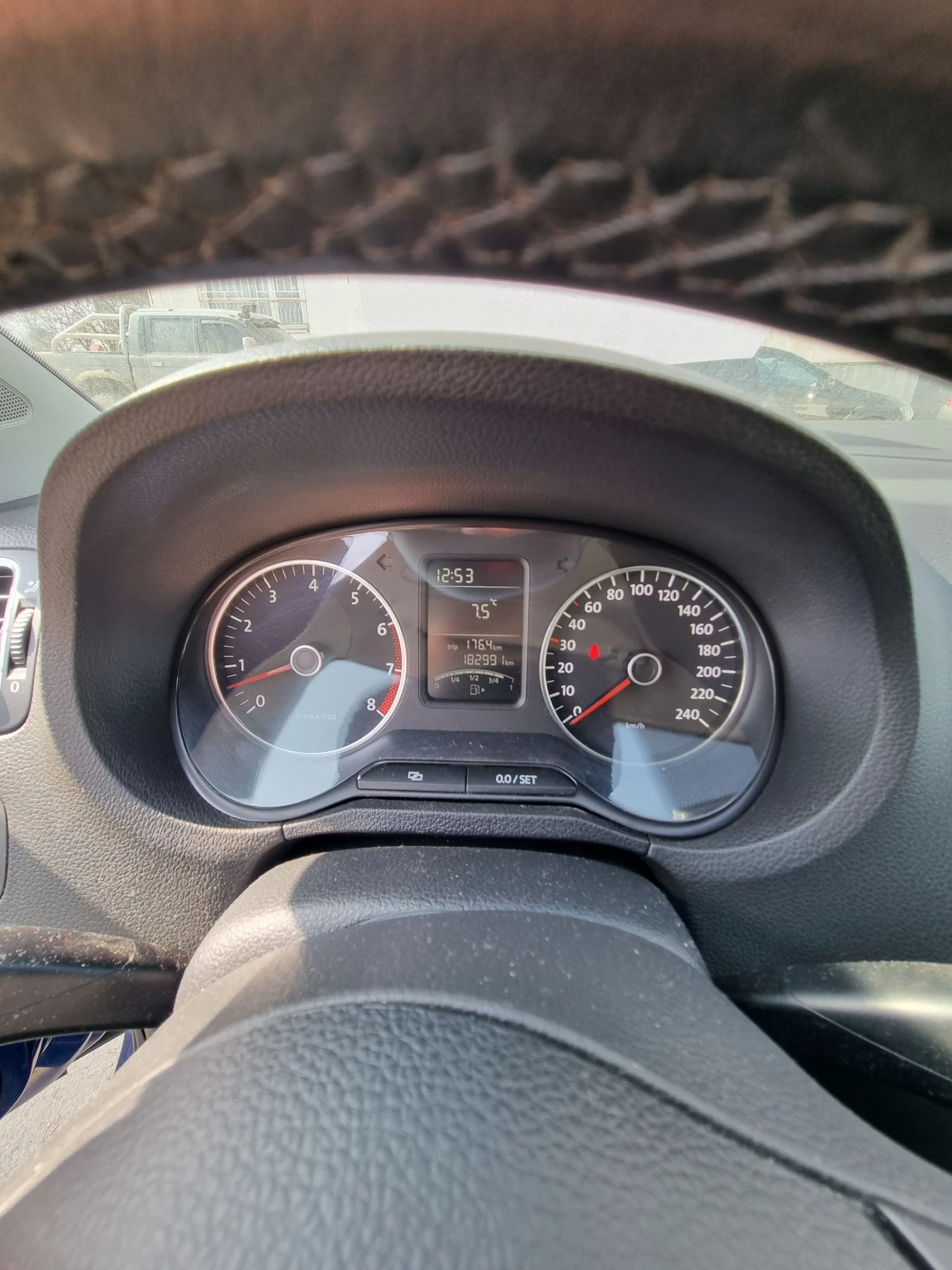 VW Polo  - изображение 7