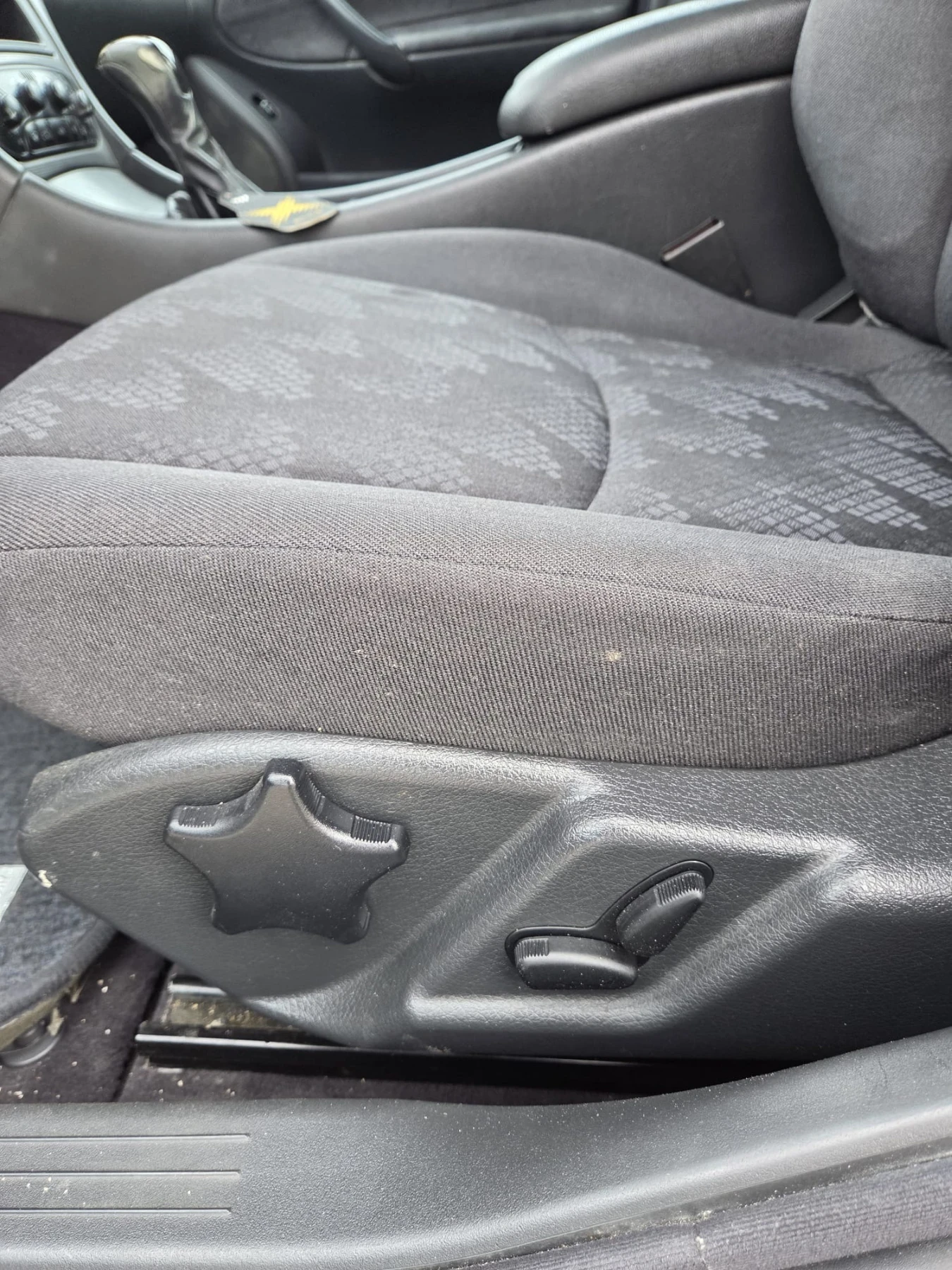 Mercedes-Benz C 220, снимка 12 - Автомобили и джипове - 54057395