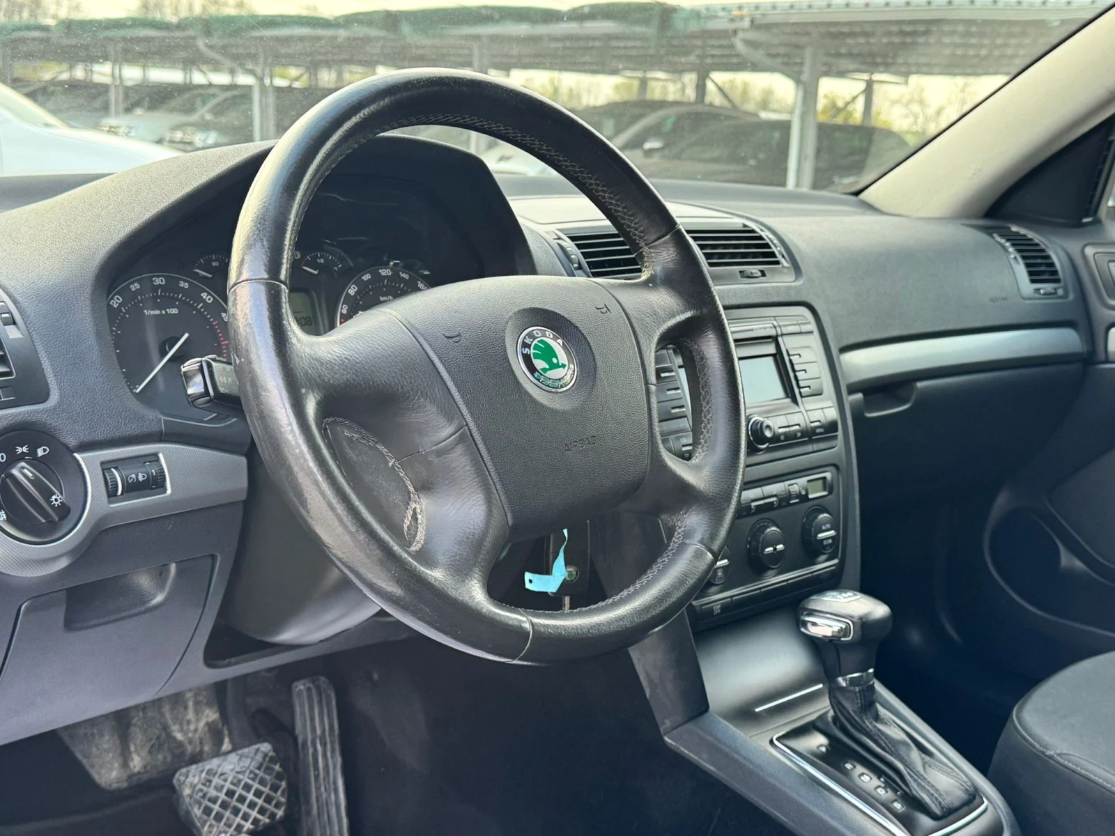 Skoda Octavia 1.9 TDI DSG, снимка 6 - Автомобили и джипове - 54319959