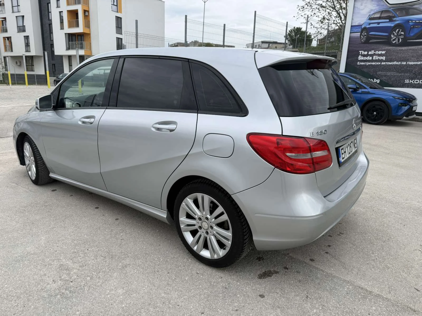 Mercedes-Benz B 180, снимка 7 - Автомобили и джипове - 54358507