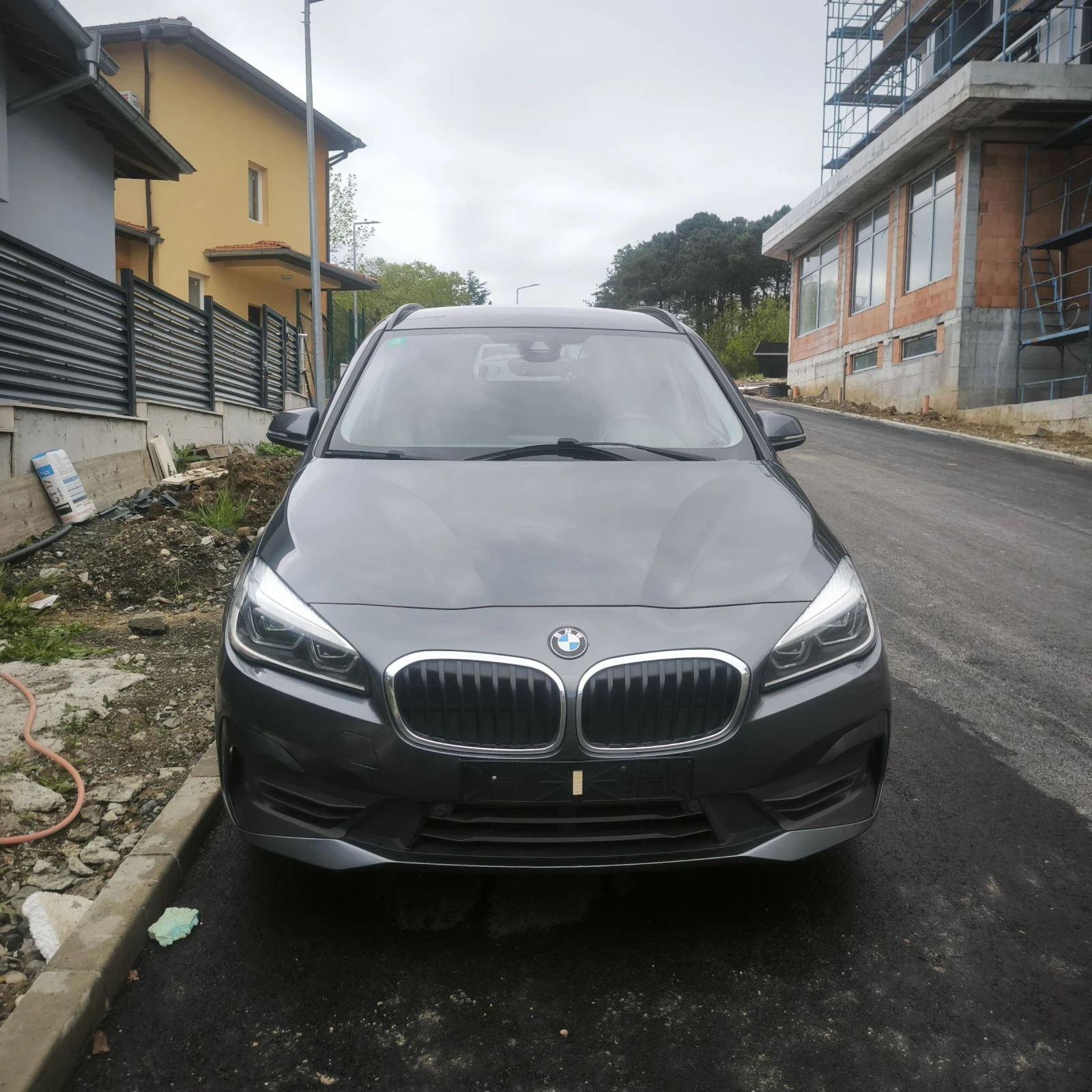 BMW 2 Active Tourer 216d Business 2021г., снимка 2 - Автомобили и джипове - 54398091