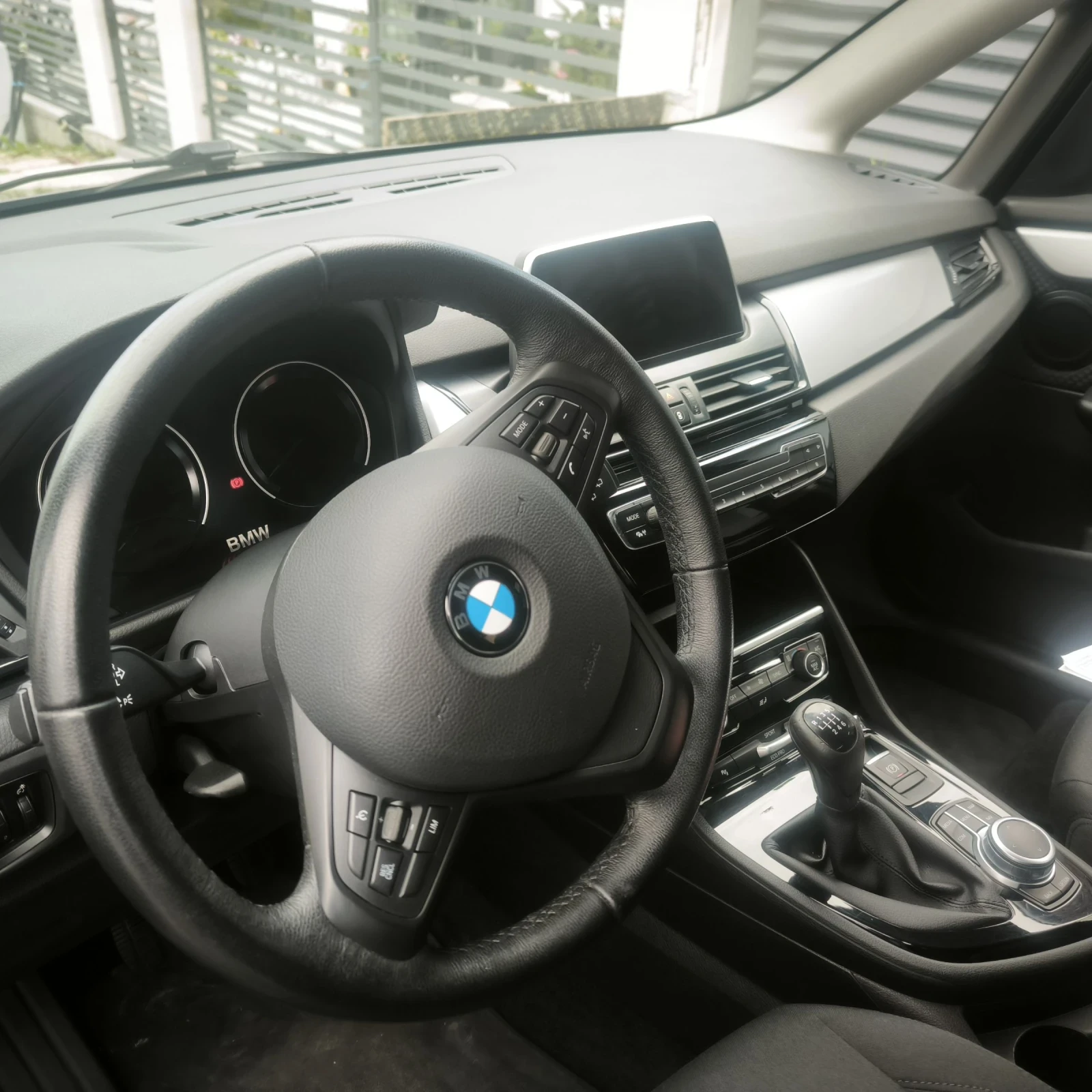 BMW 2 Active Tourer 216d Business 2021г., снимка 9 - Автомобили и джипове - 54398091