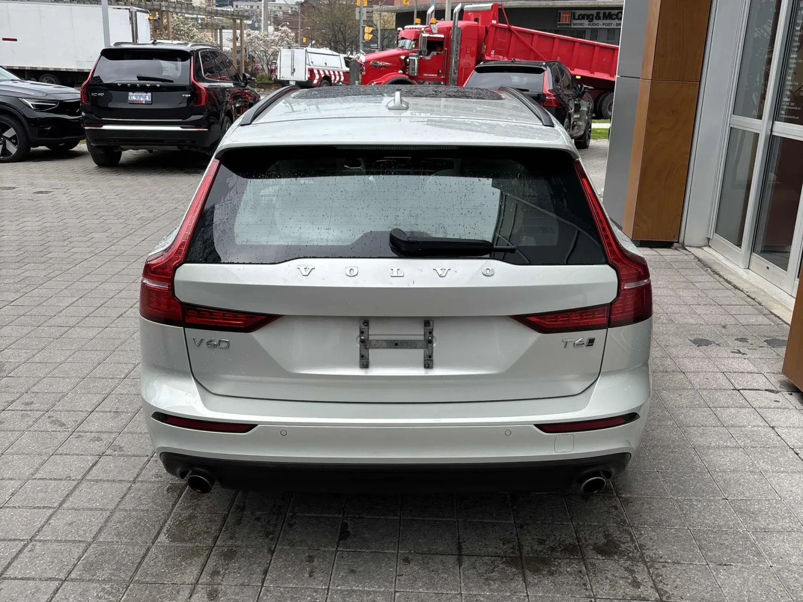 Volvo V60 Momentum * CARFAX * АВТО КРЕДИТ * Цена до БГ * , снимка 5 - Автомобили и джипове - 54556473