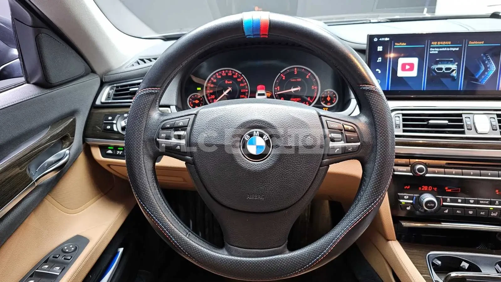 BMW 740 d* ОБДУХВАНЕ* ДИГИТАЛНО ТАБЛО* 360* HUD* , снимка 10 - Автомобили и джипове - 54567698
