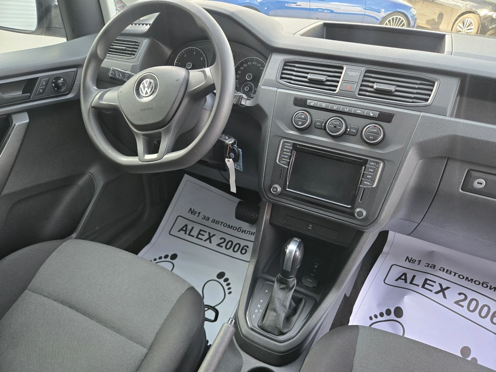 VW Caddy 2.0 TDI MAXI, снимка 9 - Автомобили и джипове - 54670912