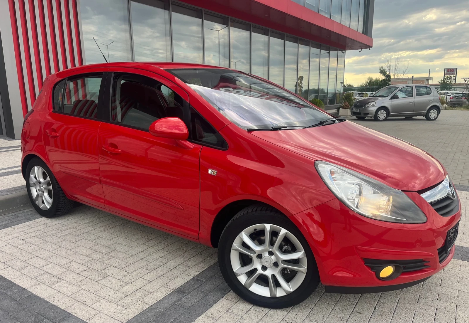 Opel Corsa 1.4 климатроник , снимка 3 - Автомобили и джипове - 55409387