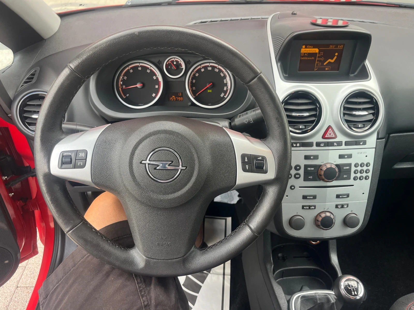 Opel Corsa 1.4 климатроник/стойка за велосипеди, снимка 10 - Автомобили и джипове - 55409387