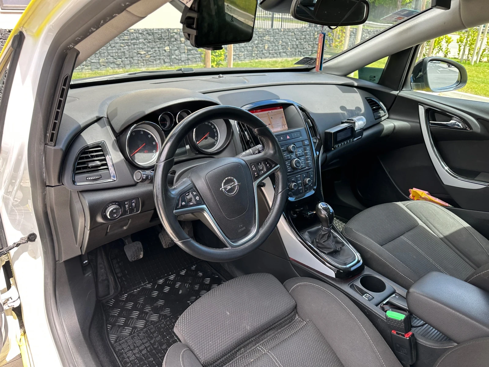 Opel Astra, снимка 9 - Автомобили и джипове - 55499988