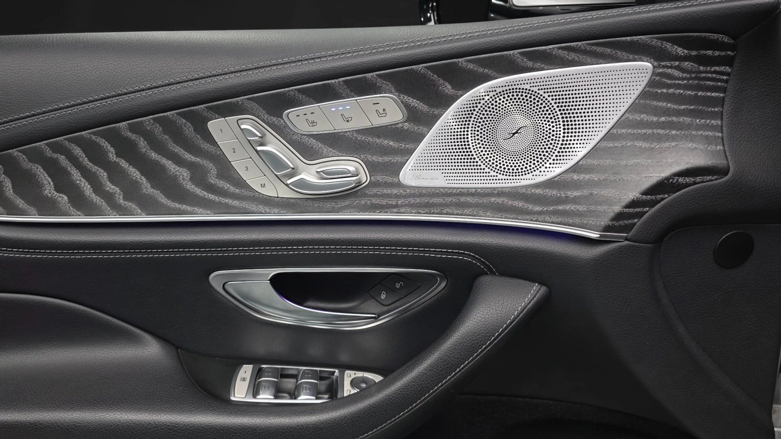 Mercedes-Benz CLS CLS400d 4MATIC | AMG Line | HUD | 360  камера, снимка 16 - Автомобили и джипове - 55663954