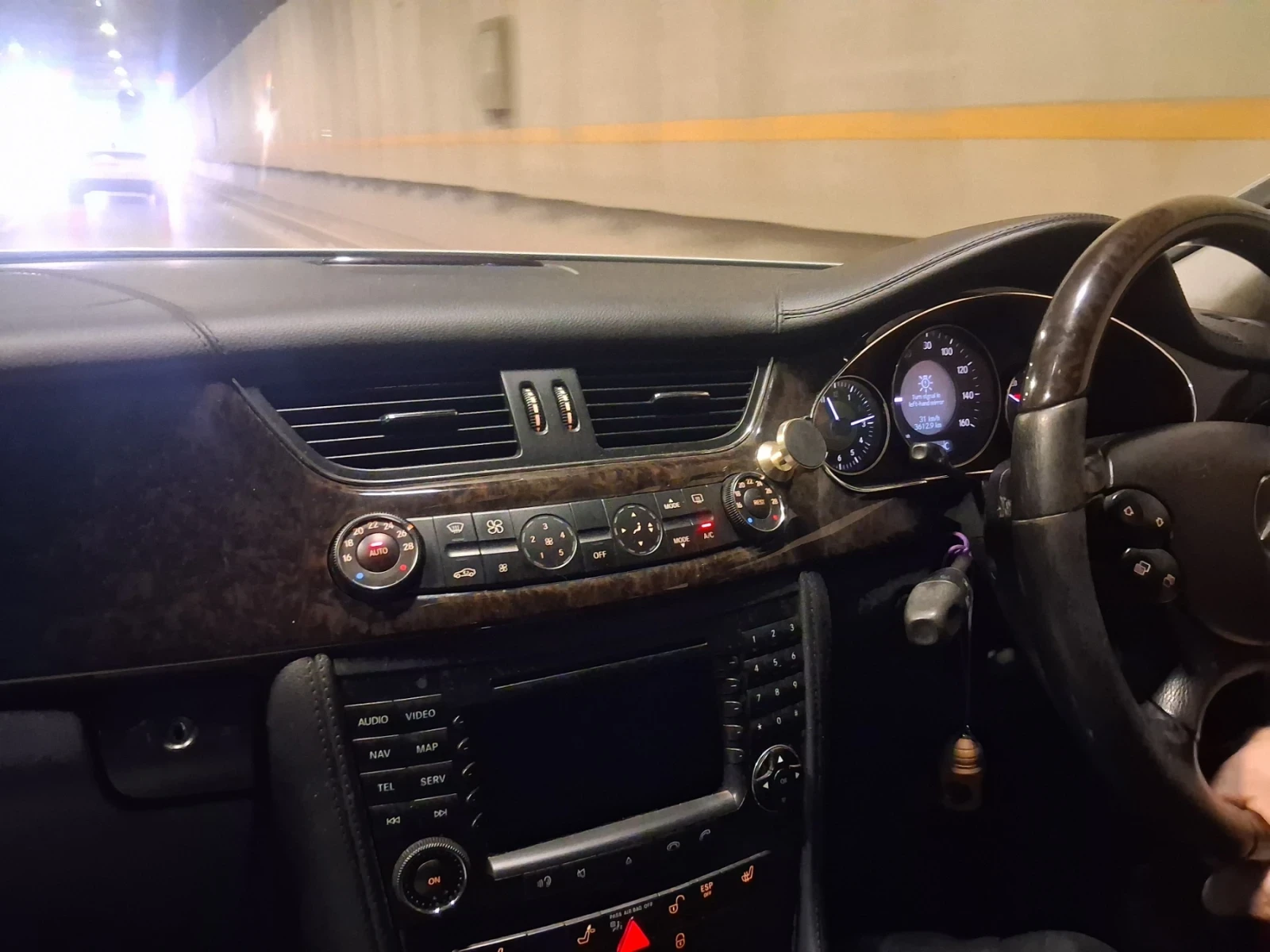 Mercedes-Benz CLS, снимка 11 - Автомобили и джипове - 55713200