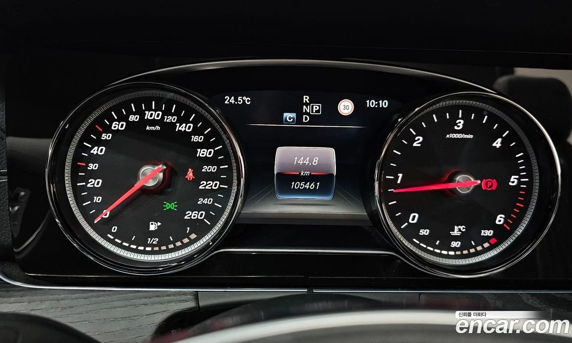 Mercedes-Benz E 220 Cabriolet, снимка 11 - Автомобили и джипове - 55794705