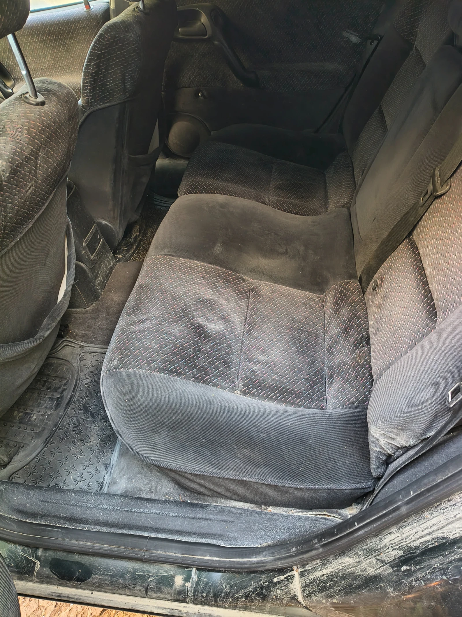 Opel Vectra 1, 6 бензин, снимка 7 - Автомобили и джипове - 55902675