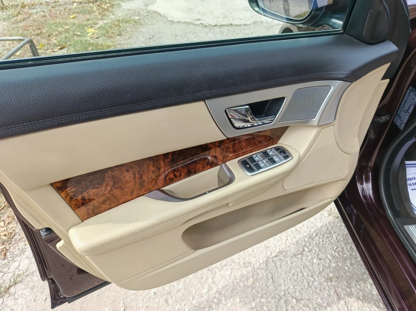 Jaguar Xf 2.2 D FACE LIFT 8ZF, снимка 13 - Автомобили и джипове - 56040794