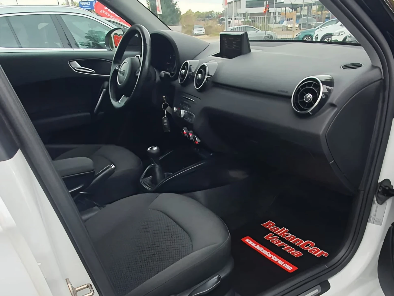 Audi A1 1.4TDI S-Line Sportback, снимка 11 - Автомобили и джипове - 56731528