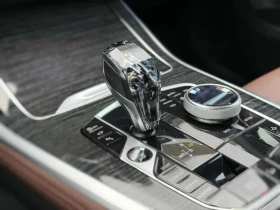 BMW X7 * xDrive40i * LASER* ОБДУХВАНЕ* 360* СВАРОВСКИ* , снимка 17