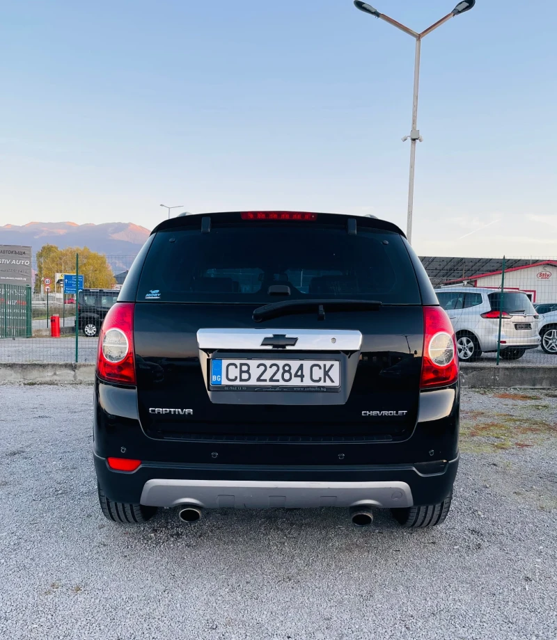 Chevrolet Captiva 2.0 VCDi 4x4 6+ 1 Автомат * *  НАПЪЛНО ОБСЛУЖЕН* *, снимка 5 - Автомобили и джипове - 47841687