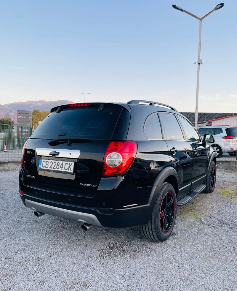 Chevrolet Captiva 2.0 VCDi 4x4 6+ 1 Автомат * *  НАПЪЛНО ОБСЛУЖЕН* *, снимка 4 - Автомобили и джипове - 47841687