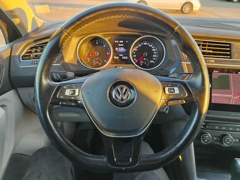 VW Tiguan 2.0TDI/4X4/150HP/DSG/NAV, снимка 14 - Автомобили и джипове - 47894645