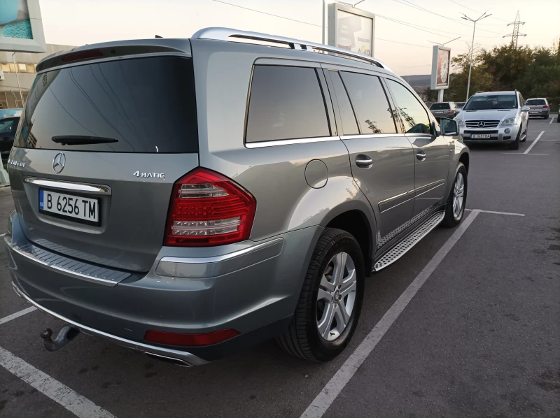 Mercedes-Benz GL 350 Обслужен, 2 х гуми, снимка 4 - Автомобили и джипове - 47996726