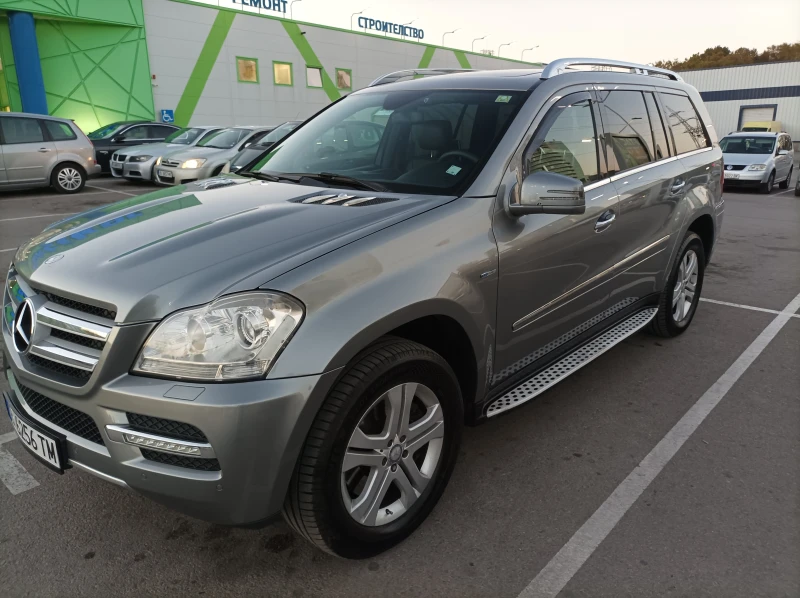 Mercedes-Benz GL 350 Обслужен, 2 х гуми, снимка 2 - Автомобили и джипове - 47996726