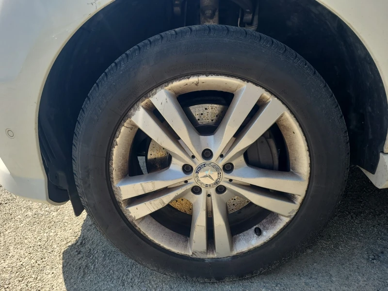 Mercedes-Benz ML 350 * 4MATIC * ПАНОРАМА * CARFAX * ОПЦИЯ ЗА ФИНАНСИРАН - 26700 лв. - 53339934 | Car24.bg