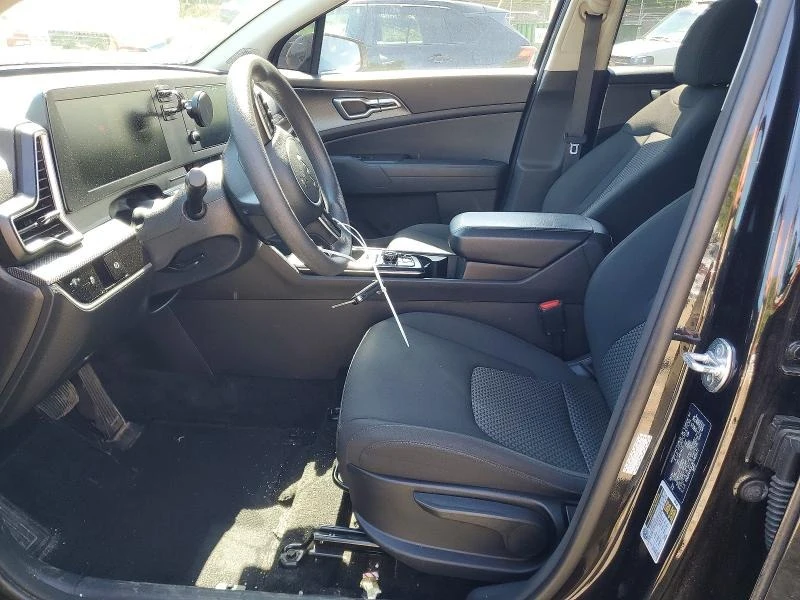 Kia Sportage, снимка 7 - Автомобили и джипове - 54706112