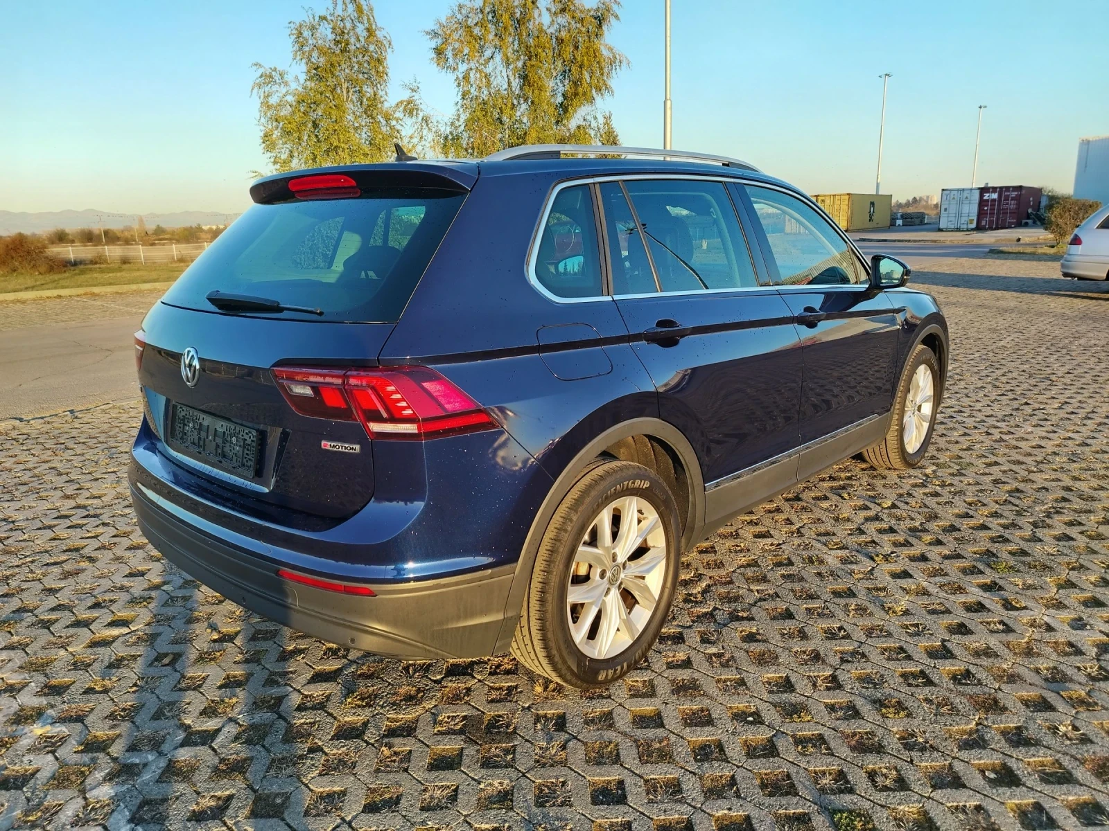 VW Tiguan 2.0TDI/4X4/150HP/DSG/NAV - изображение 4