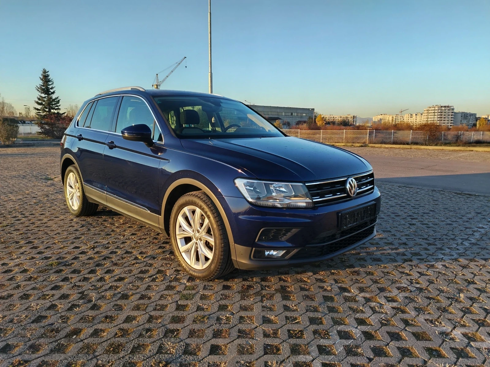 VW Tiguan 2.0TDI/4X4/150HP/DSG/NAV - изображение 3