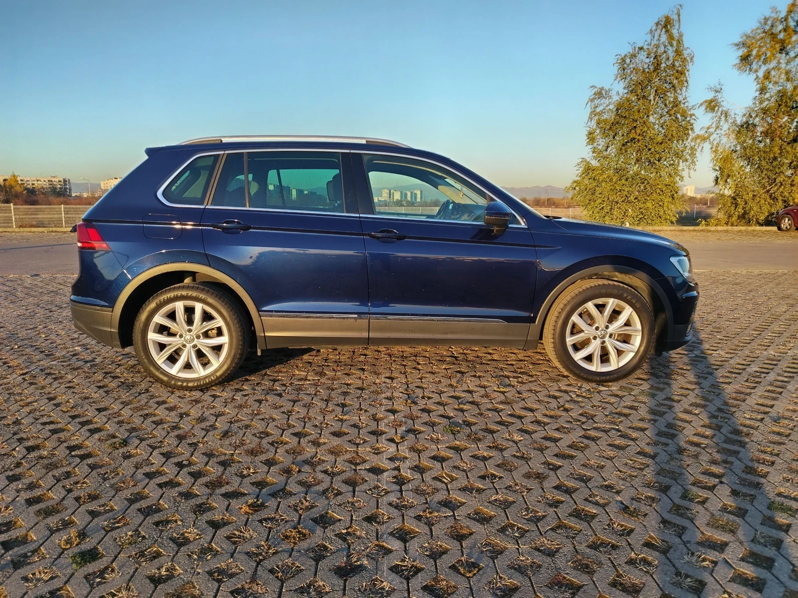 VW Tiguan 2.0TDI/4X4/150HP/DSG/NAV - изображение 8