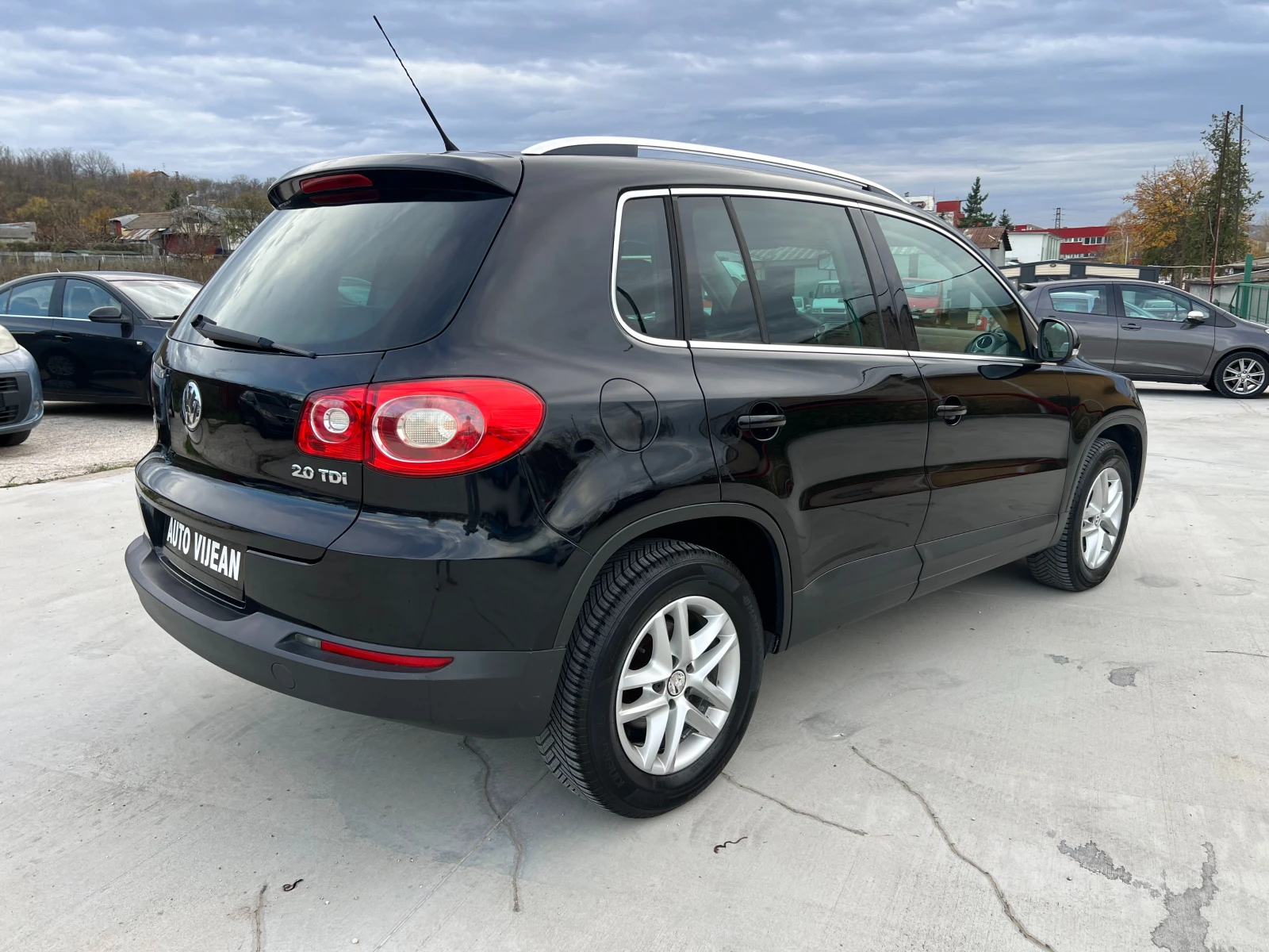 VW Tiguan 2.0TDI-140 КОНЯ - изображение 4