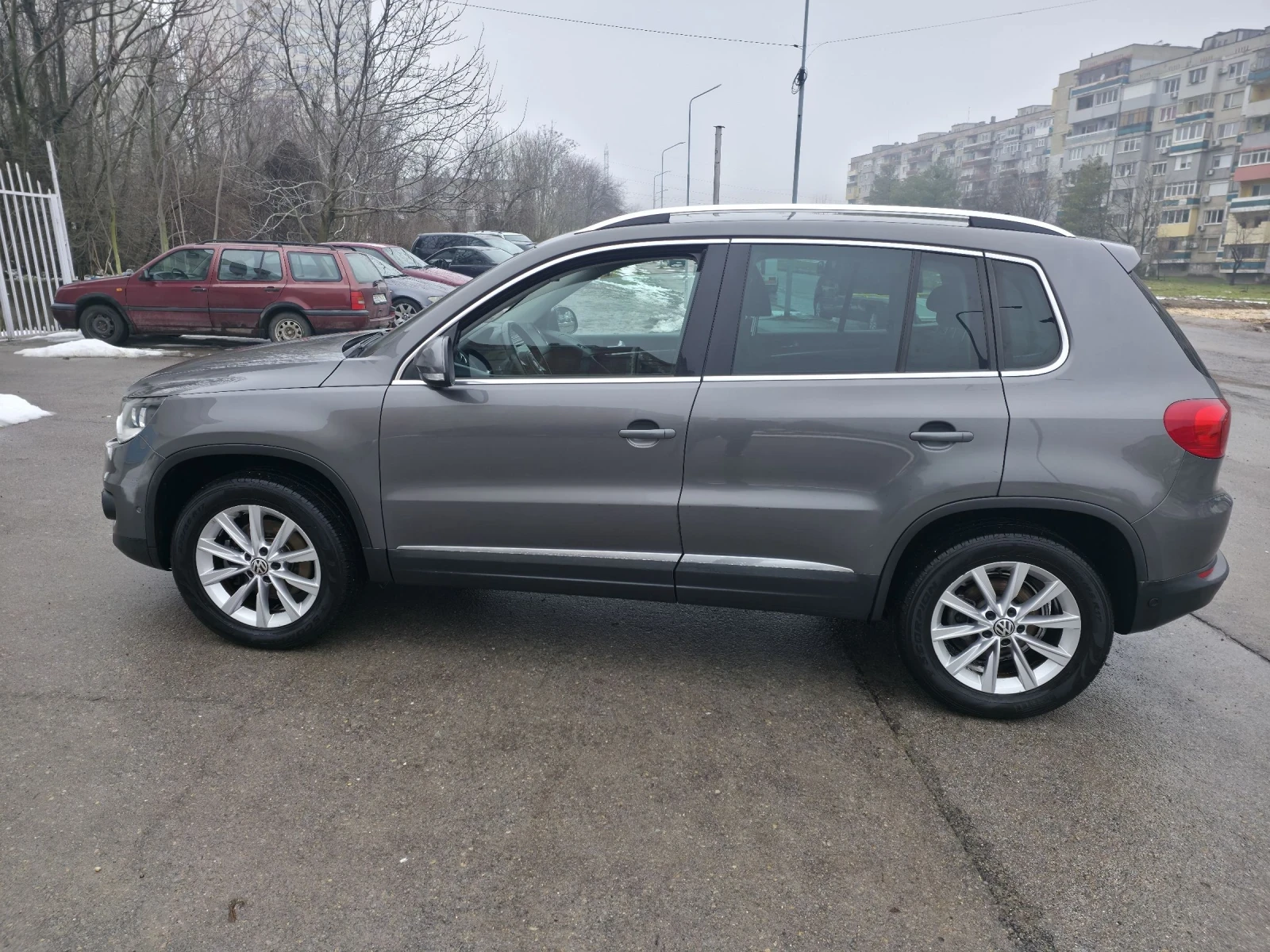 VW Tiguan 2.0TDI/140 КС/4Х4/ТОП СЪСТОЯНИЕ - изображение 5