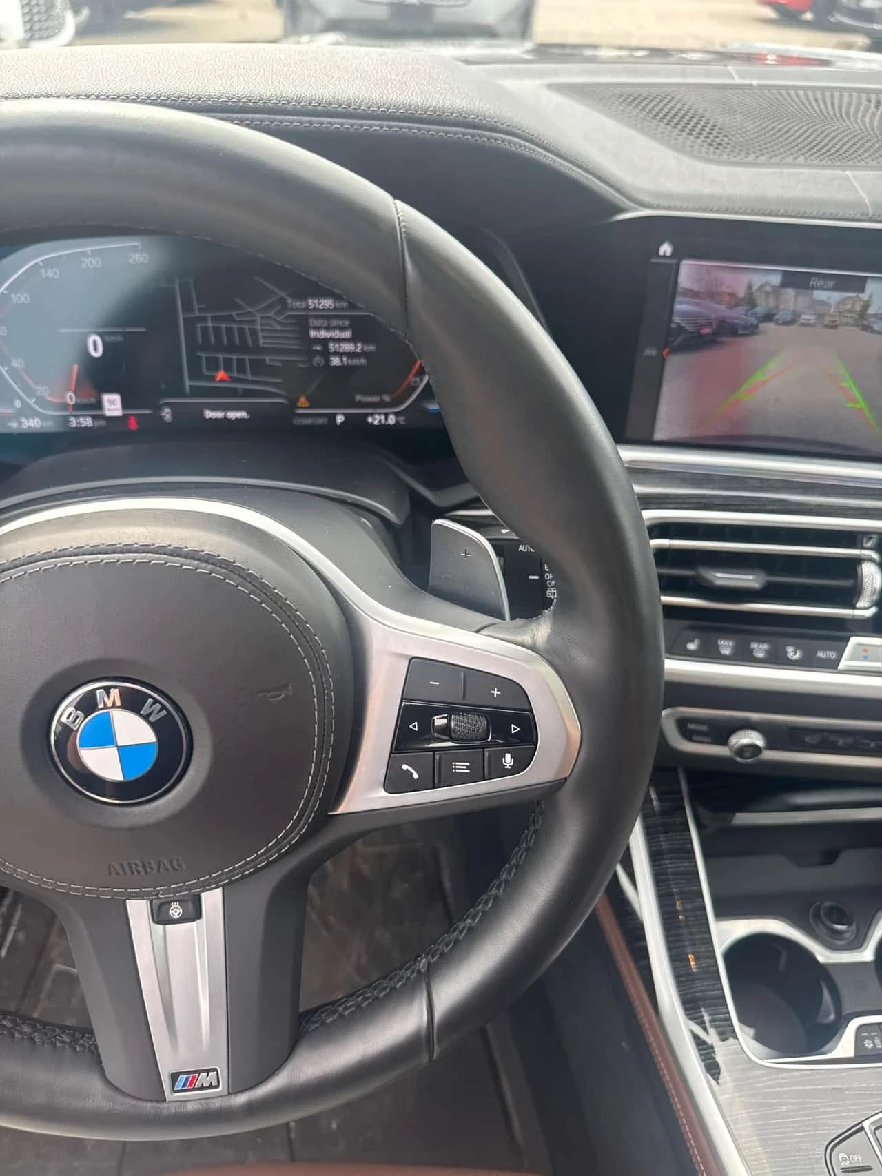 BMW X7 * xDrive40i * LASER* ОБДУХВАНЕ* 360* СВАРОВСКИ* , снимка 13 - Автомобили и джипове - 54198023