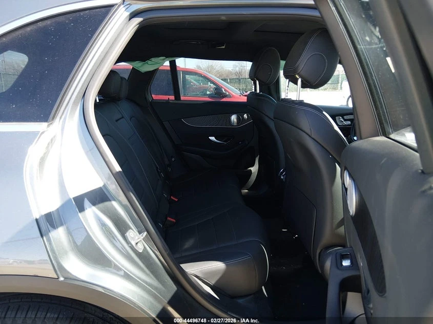 Mercedes-Benz GLC 300 2.0l 4Matic, снимка 8 - Автомобили и джипове - 54307320