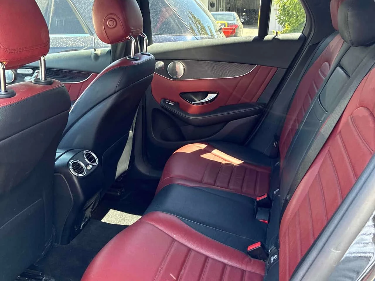 Mercedes-Benz GLC 300 COUPE/ШИБИДАХ/360/BURMESTER/ОТ MERCEDES, снимка 10 - Автомобили и джипове - 54655747