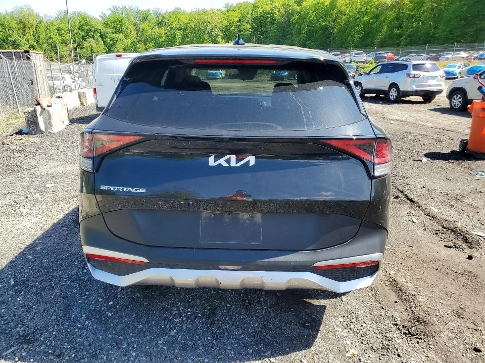 Kia Sportage, снимка 6 - Автомобили и джипове - 54706112