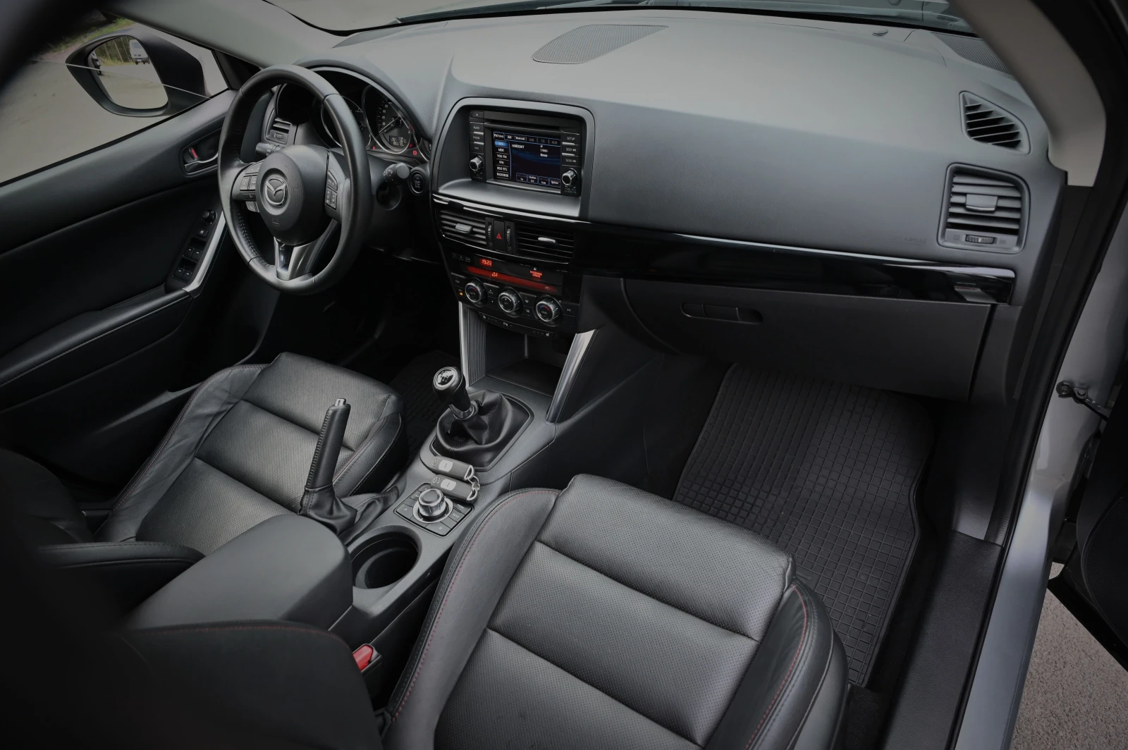 Mazda CX-5 2.2D/4x4/FULL, снимка 11 - Автомобили и джипове - 55143469