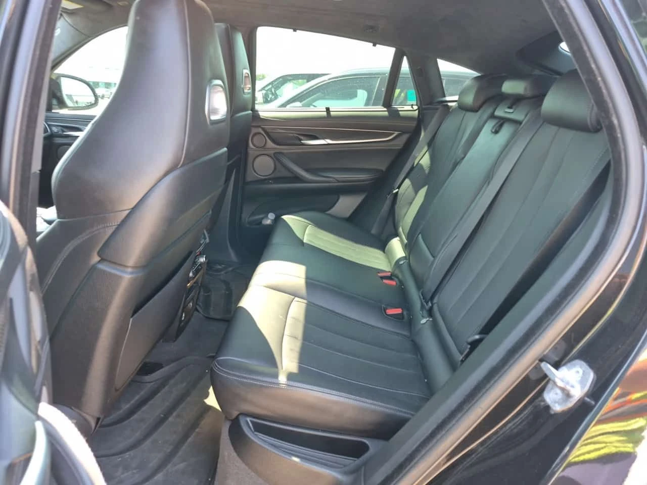 BMW X6 * M * CARFAX * H/K * HEAD-UP * ОПЦИЯ ЗА ФИНАНСИРАН, снимка 12 - Автомобили и джипове - 55286052