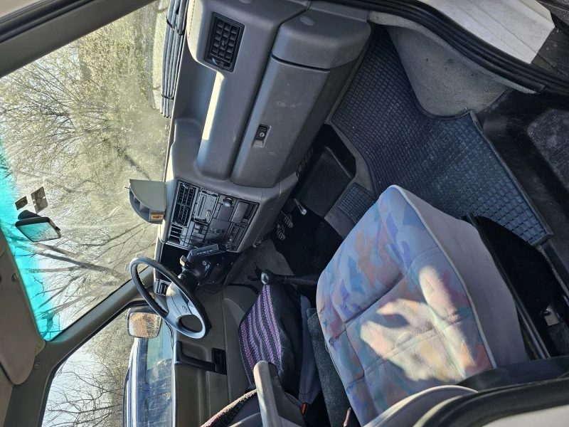 VW T4 Multivan , снимка 9 - Бусове и автобуси - 47312930